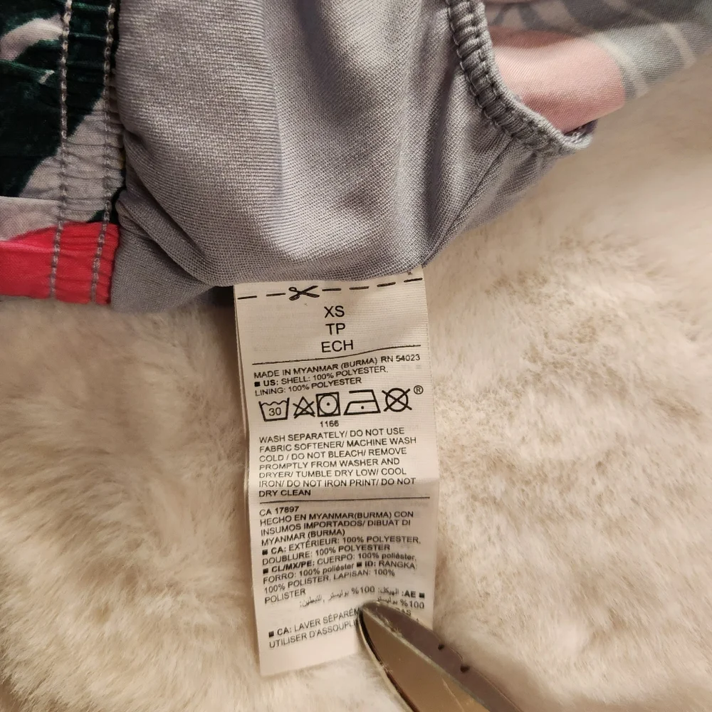 Old Navy Active Hawaiian Go-Dry Running Shorts Size XS - Picture 13 of 16